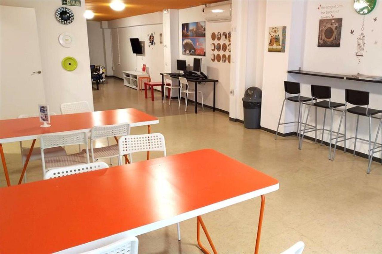 Arc House Barcelona Hostel Buitenkant foto