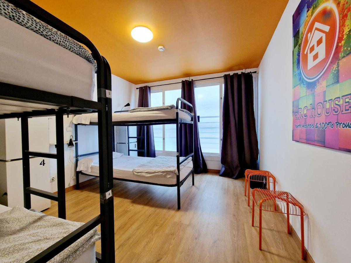 Arc House Barcelona Hostel Buitenkant foto