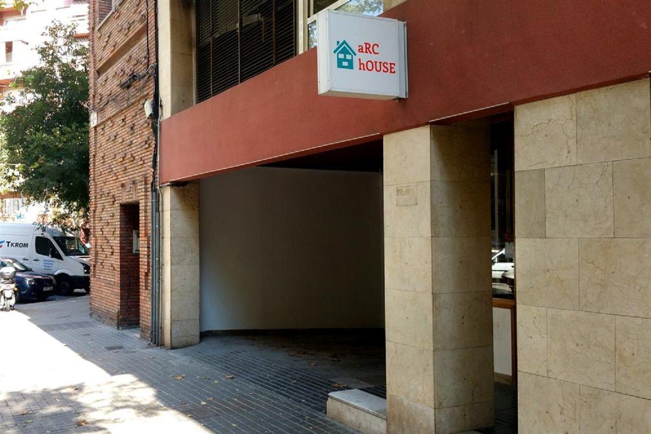 Arc House Barcelona Hostel Buitenkant foto