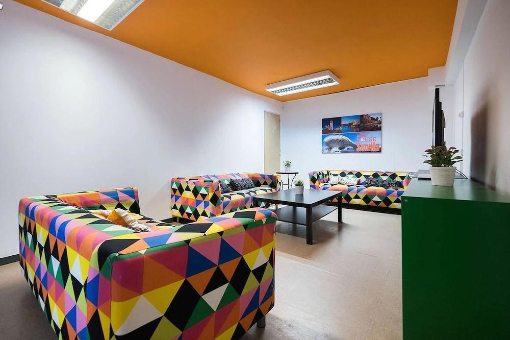 Arc House Barcelona Hostel Buitenkant foto