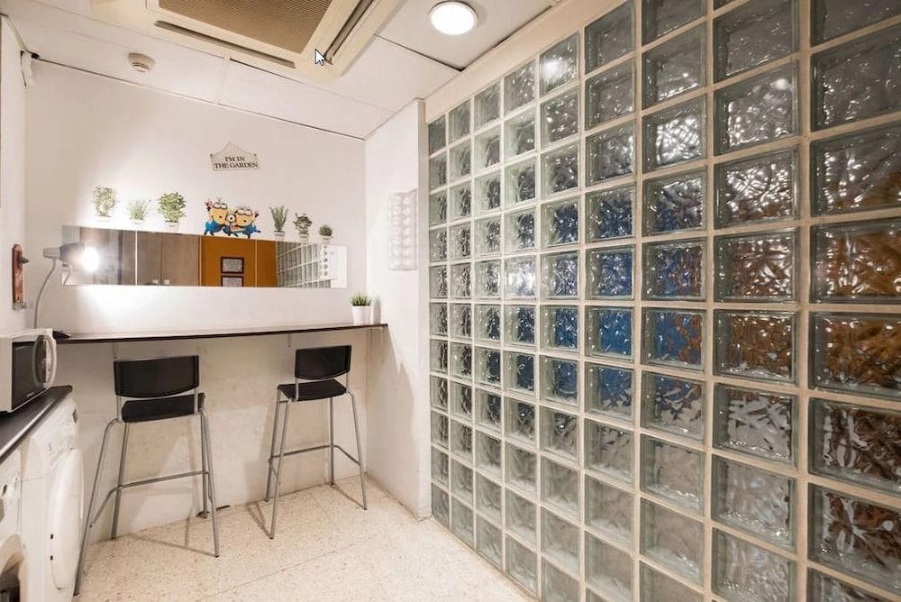 Arc House Barcelona Hostel Buitenkant foto